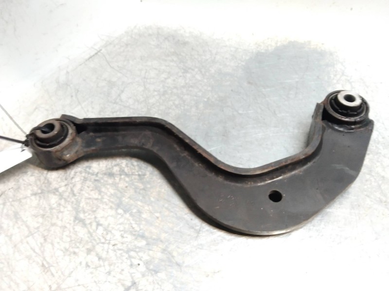 Recambio de brazo suspension superior trasero izquierdo para skoda octavia berlina (1z3) 1.9 tdi dpf referencia OEM IAM   