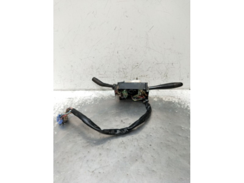 Recambio de mando luces para isuzu nkr77 nkr 85e2 referencia OEM IAM   2007