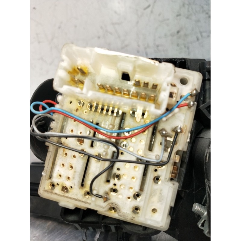 Recambio de mando luces para renault trafic iii furgoneta (fg_) 1.6 dci 95 (fgmj, fgmr) referencia OEM IAM   2015