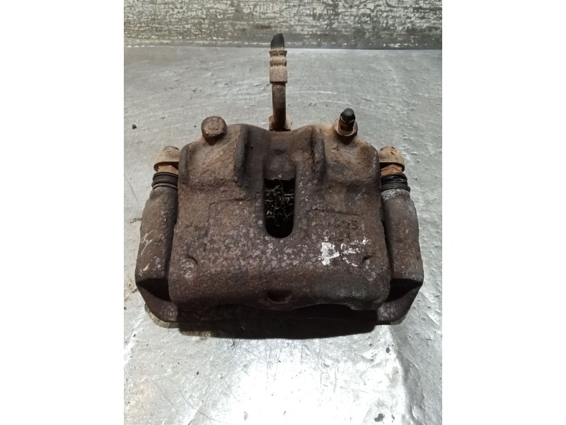 Recambio de pinza freno delantera derecha para nissan terrano ii (r20) 2.7 td 4wd referencia OEM IAM   93
