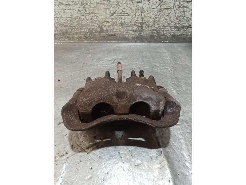 Recambio de pinza freno delantera derecha para nissan terrano ii (r20) 2.7 td 4wd referencia OEM IAM   93