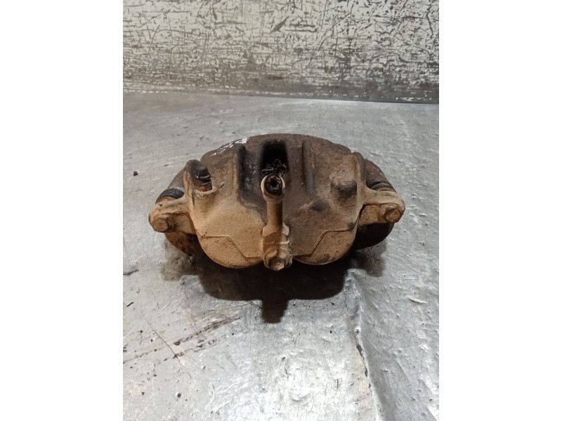 Recambio de pinza freno delantera derecha para nissan terrano ii (r20) 2.7 td 4wd referencia OEM IAM   93