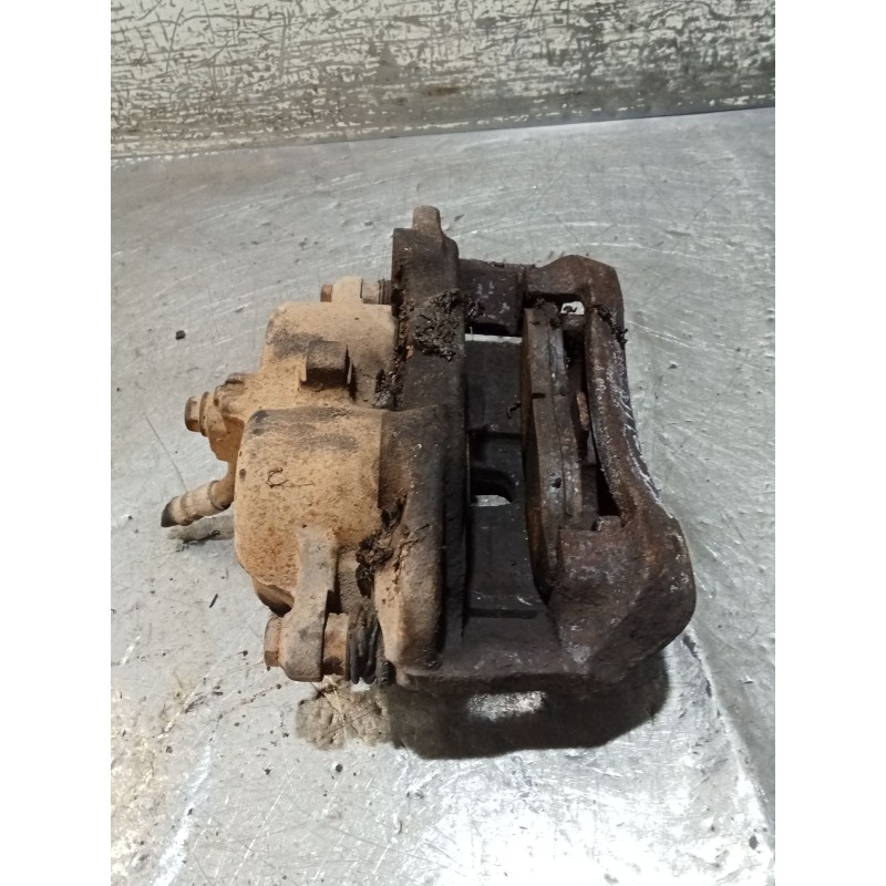 Recambio de pinza freno delantera derecha para nissan terrano ii (r20) 2.7 td 4wd referencia OEM IAM   93