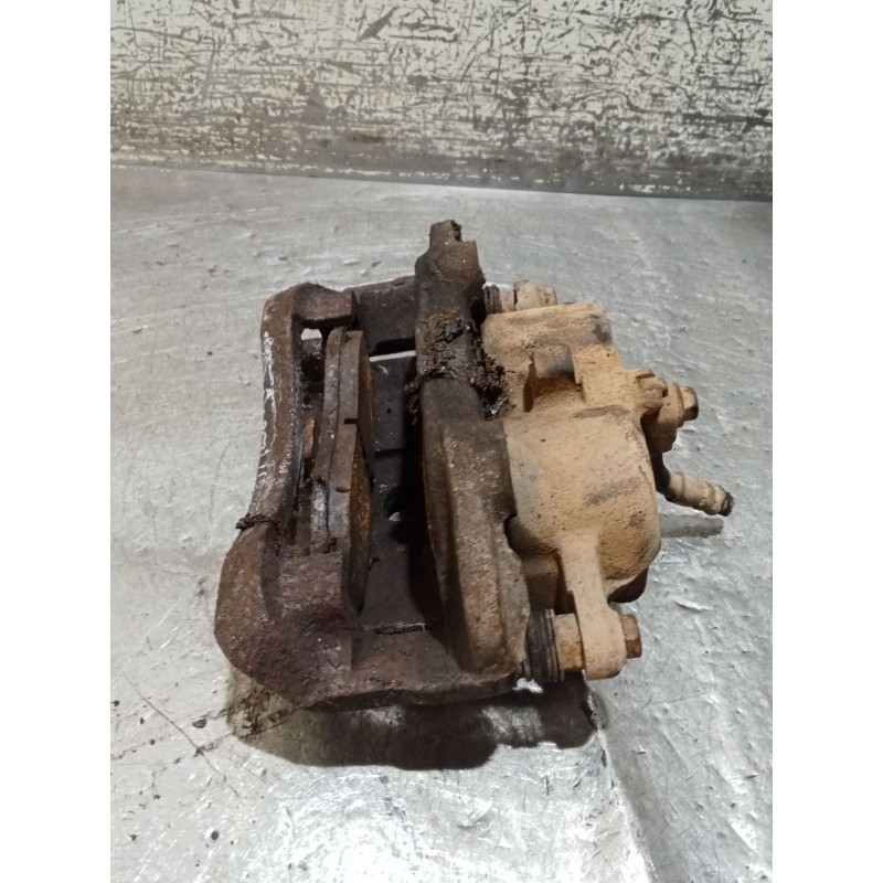 Recambio de pinza freno delantera derecha para nissan terrano ii (r20) 2.7 td 4wd referencia OEM IAM   93