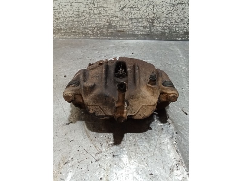 Recambio de pinza freno delantera izquierda para nissan terrano ii (r20) 2.7 td 4wd referencia OEM IAM   93
