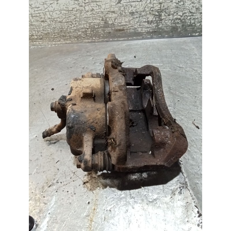 Recambio de pinza freno delantera izquierda para nissan terrano ii (r20) 2.7 td 4wd referencia OEM IAM   93