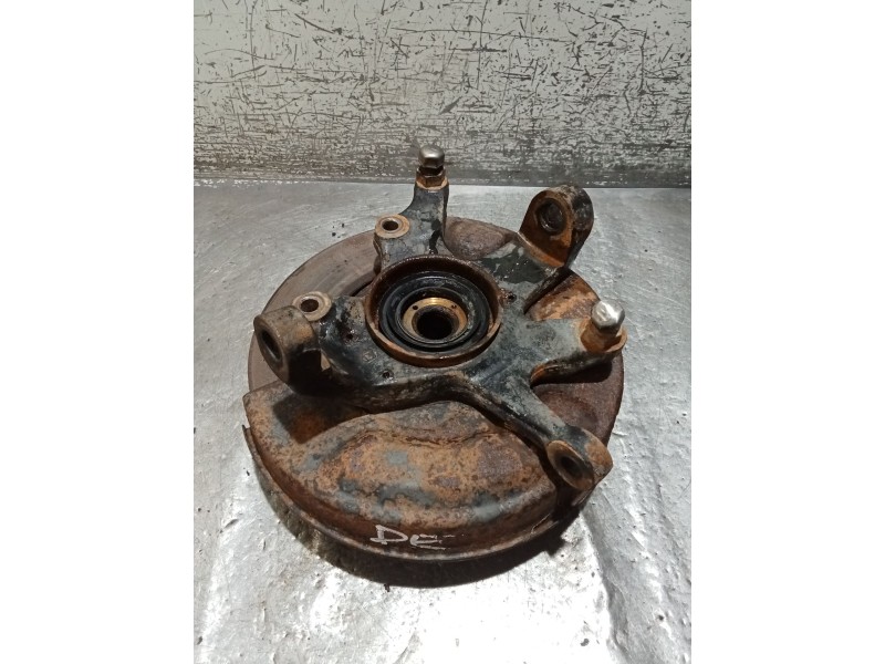 Recambio de mangueta delantera derecha para nissan terrano ii (r20) 2.7 td 4wd referencia OEM IAM   93