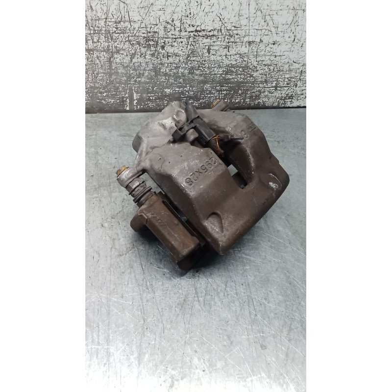 Recambio de pinza freno delantera derecha para mercedes-benz clase c t-model (s204) c 220 cdi (204.208) referencia OEM IAM  TRW 