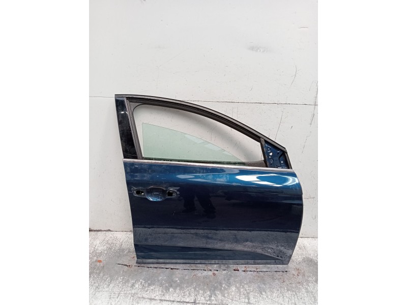 Recambio de puerta delantera derecha para renault megane iv hatchback (b9a/m/n_) 1.3 tce 115 (b9n9) referencia OEM IAM   
