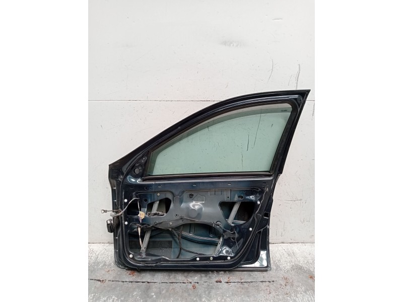 Recambio de puerta delantera derecha para renault laguna ii (bg0/1_) 2.2 dci (bg0f) referencia OEM IAM   2005 5P