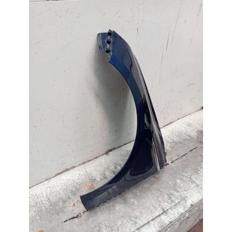 Recambio de aleta delantera izquierda para renault megane iv hatchback (b9a/m/n_) 1.3 tce 115 (b9n9) referencia OEM IAM   