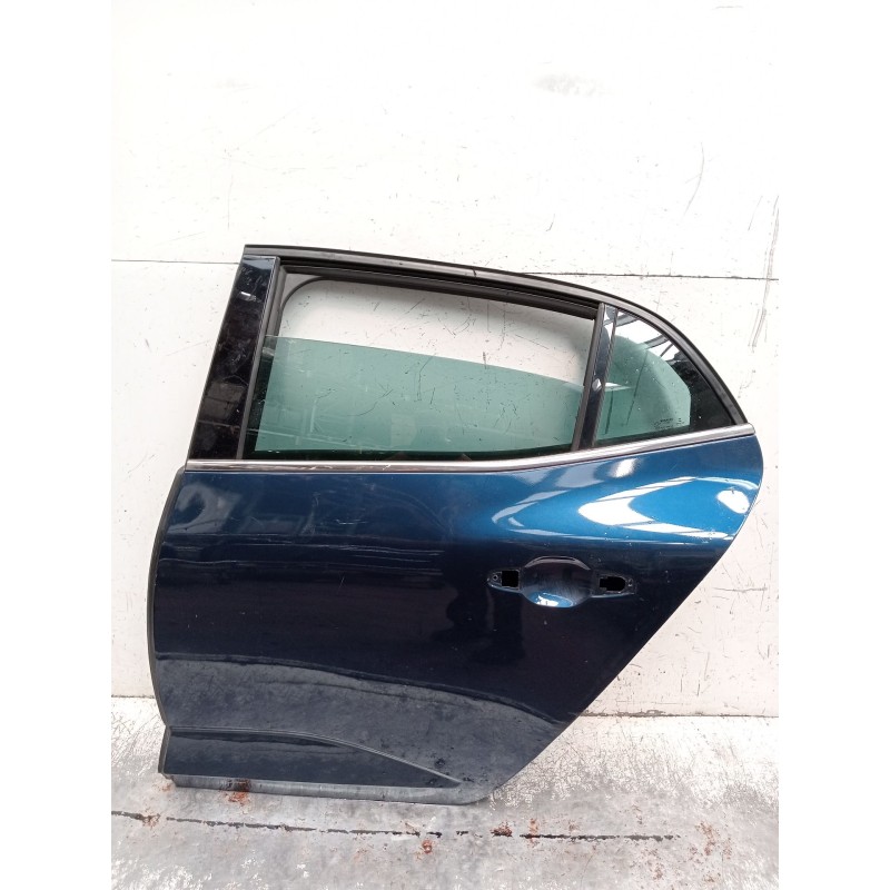 Recambio de puerta trasera izquierda para renault megane iv hatchback (b9a/m/n_) 1.3 tce 115 (b9n9) referencia OEM IAM   