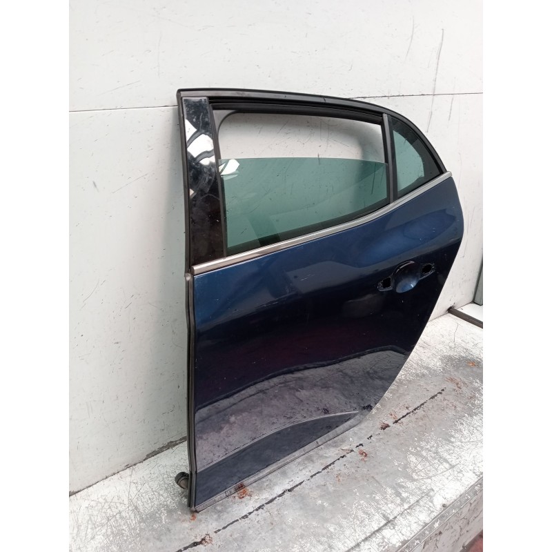 Recambio de puerta trasera izquierda para renault megane iv hatchback (b9a/m/n_) 1.3 tce 115 (b9n9) referencia OEM IAM   