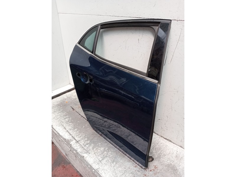 Recambio de puerta trasera derecha para renault megane iv hatchback (b9a/m/n_) 1.3 tce 115 (b9n9) referencia OEM IAM   