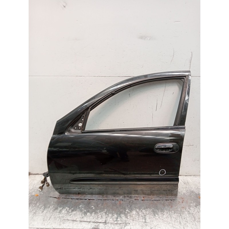Recambio de puerta delantera izquierda para nissan almera ii hatchback (n16) 2.2 dci referencia OEM IAM  5P 2002