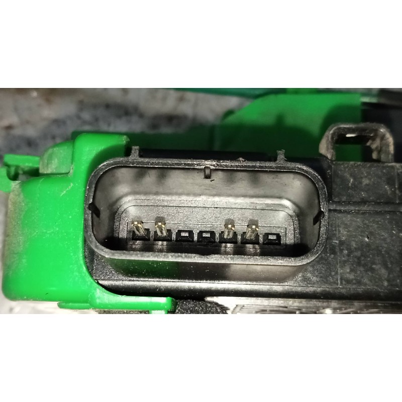 Recambio de motor cierre centralizado delantero izquierdo para hyundai i40 1.7 crdi cat referencia OEM IAM 813103Z000  