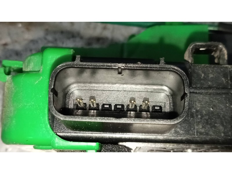 Recambio de motor cierre centralizado delantero izquierdo para hyundai i40 1.7 crdi cat referencia OEM IAM 813103Z000  