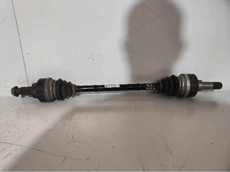 Recambio de transmision trasera izquierda para bmw serie 1 lim. 5-trg. (f20) 118d referencia OEM IAM   33208680347