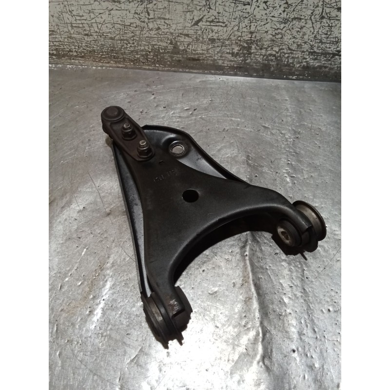 Recambio de brazo suspension inferior delantero izquierdo para renault clio ii (bb_, cb_) 1.5 dci (b/cb3m) referencia OEM IAM   