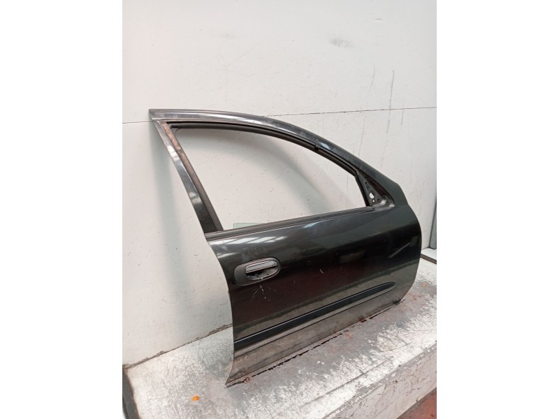 Recambio de puerta delantera derecha para nissan almera ii hatchback (n16) 2.2 dci referencia OEM IAM  5P 2002