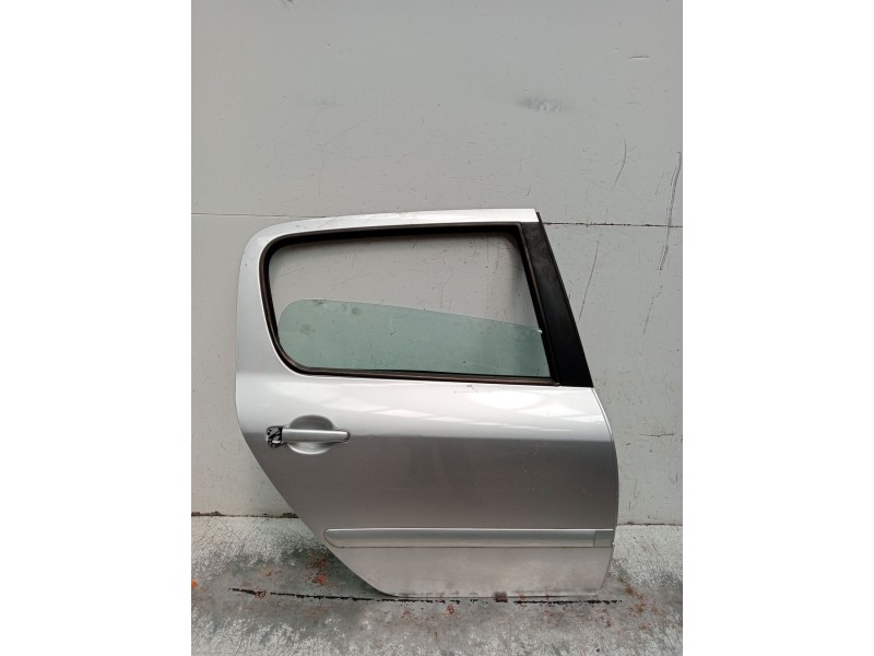 Recambio de puerta trasera derecha para peugeot 307 (3a/c) 1.6 16v referencia OEM IAM  5P 2005
