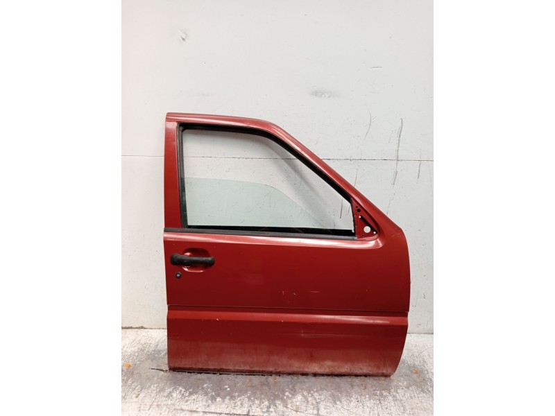 Recambio de puerta delantera derecha para nissan terrano ii (r20) 2.7 td 4wd referencia OEM IAM   1993
