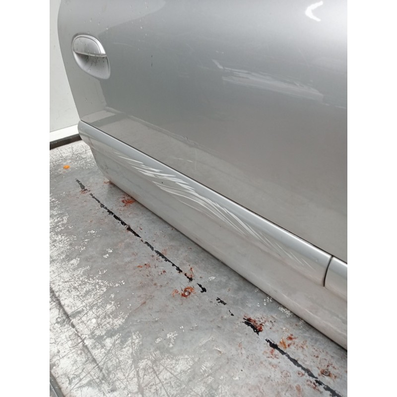 Recambio de puerta delantera derecha para renault clio ii (bb_, cb_) 1.5 dci (b/cb3m) referencia OEM IAM VER FOTOS 5P 2001