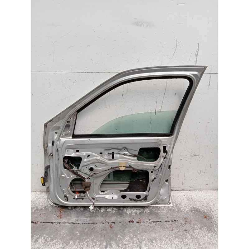 Recambio de puerta delantera derecha para renault clio ii (bb_, cb_) 1.5 dci (b/cb3m) referencia OEM IAM VER FOTOS 5P 2001