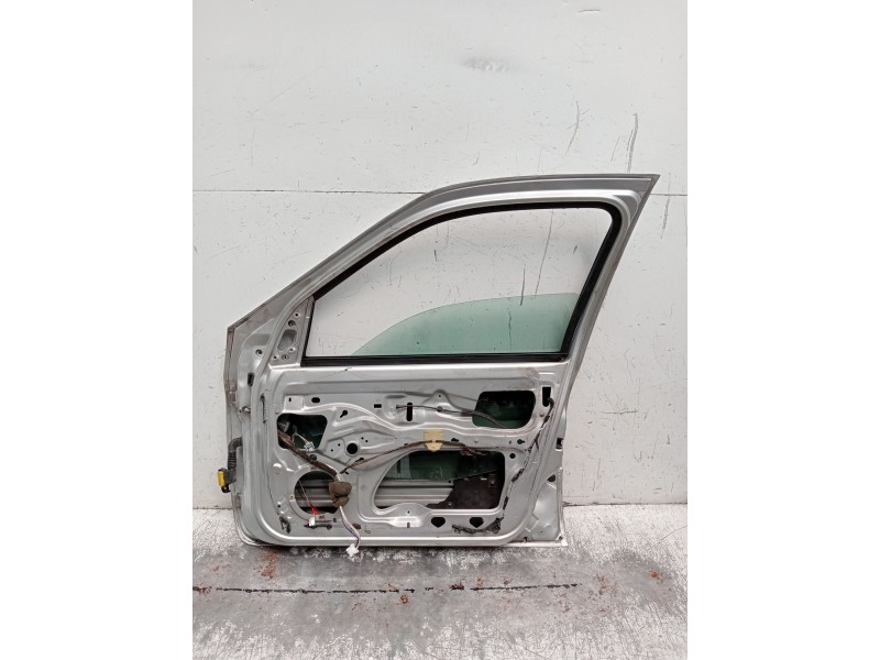 Recambio de puerta delantera derecha para renault clio ii (bb_, cb_) 1.5 dci (b/cb3m) referencia OEM IAM VER FOTOS 5P 2001