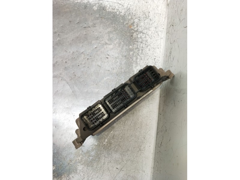 Recambio de centralita motor uce para peugeot 308 sw i (4e_, 4h_) 1.6 hdi referencia OEM IAM 0281013872 9664843780 1039S20163 20