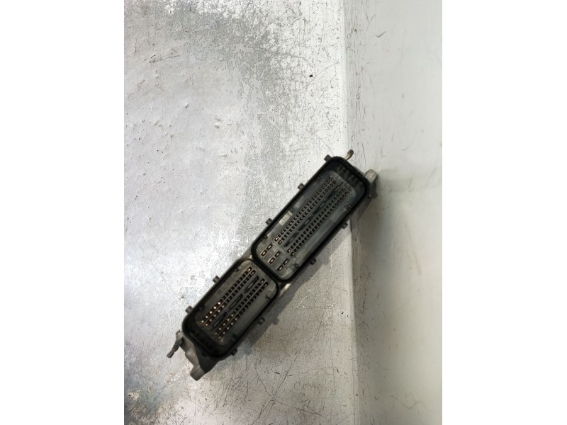 Recambio de centralita motor uce para seat ibiza iv sc (6j1, 6p5) 1.9 tdi referencia OEM IAM 0281014883 03G906013K EDC17U01 2008