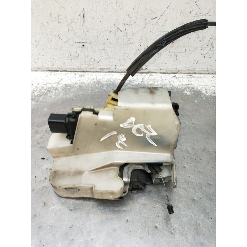 Recambio de motor cierre centralizado delantero izquierdo para volkswagen passat b5.5 (3b3) 1.9 tdi 4motion referencia OEM IAM  