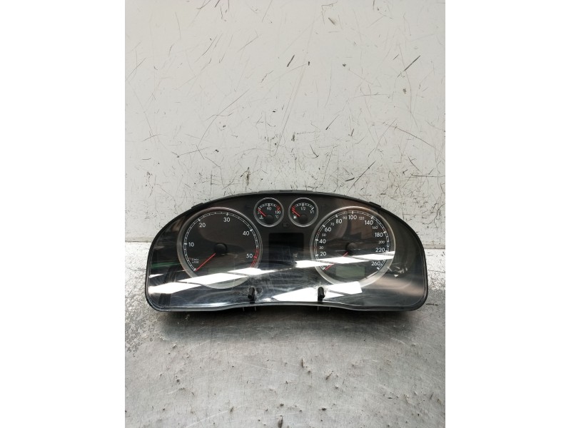 Recambio de cuadro instrumentos para volkswagen passat b5.5 (3b3) 1.9 tdi 4motion referencia OEM IAM 110080199  2001