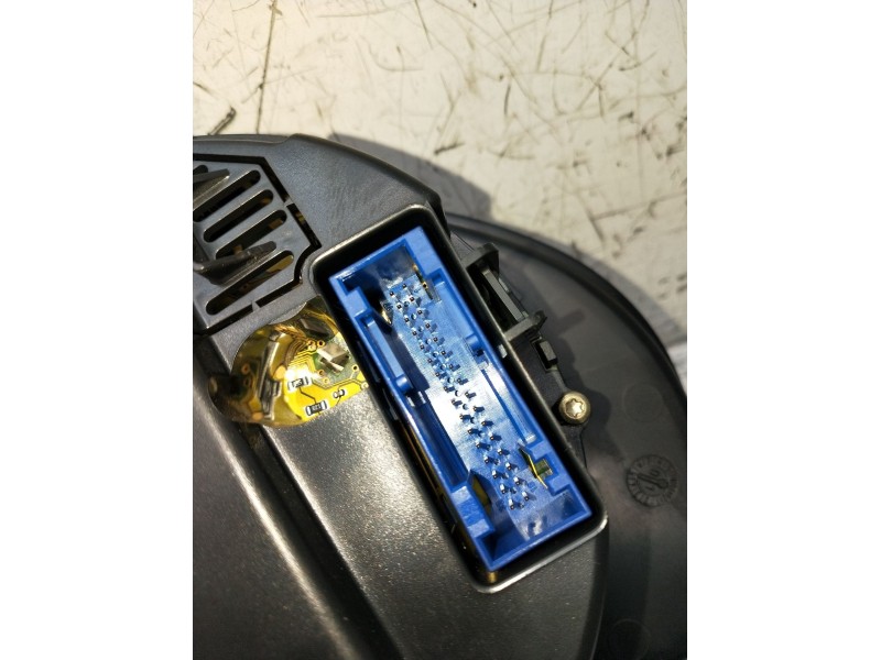 Recambio de cuadro instrumentos para volkswagen passat b5.5 (3b3) 1.9 tdi 4motion referencia OEM IAM 110080199  2001