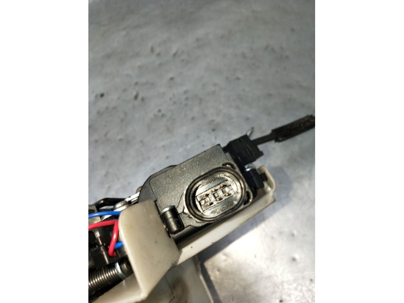 Recambio de motor cierre centralizado trasero izquierdo para volkswagen passat b5.5 (3b3) 1.9 tdi 4motion referencia OEM IAM  5P
