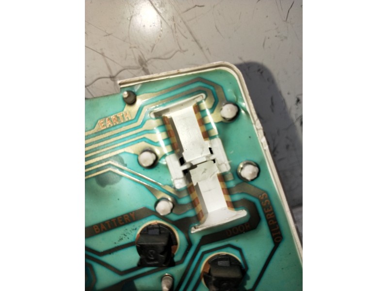 Recambio de cuadro instrumentos para nissan terrano ii (r20) 2.7 td 4wd referencia OEM IAM   1993