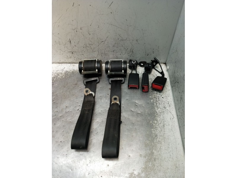 Recambio de juego cinturones trasero para seat altea (5p1) 1.2 tsi referencia OEM IAM  5P 2009