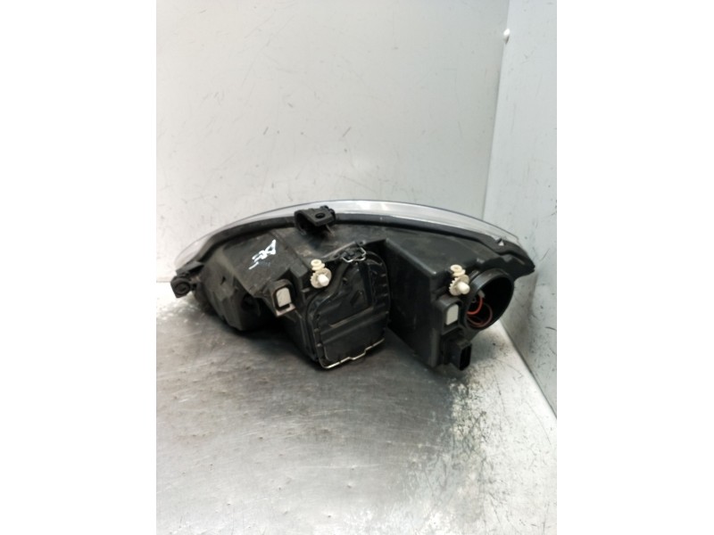 Recambio de faro derecho para seat altea (5p1) 1.2 tsi referencia OEM IAM   2009