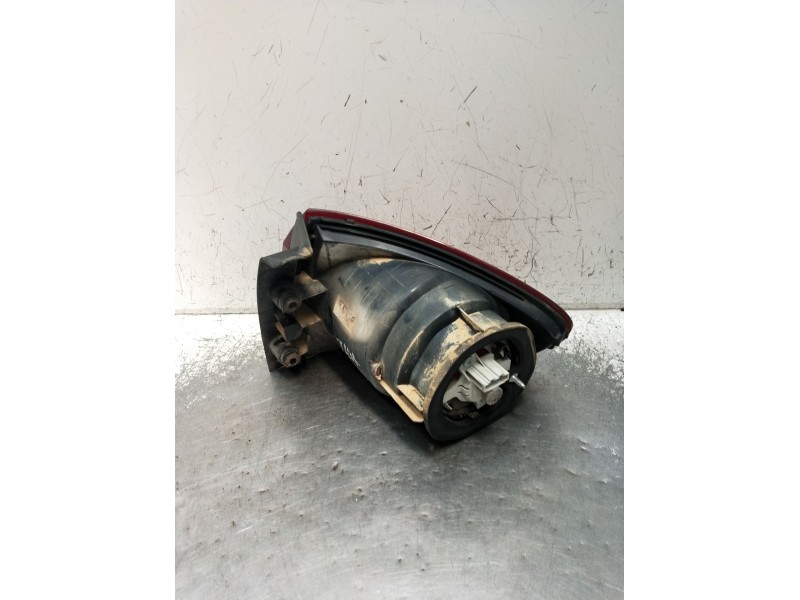Recambio de piloto trasero izquierdo para seat altea (5p1) 1.2 tsi referencia OEM IAM   2009