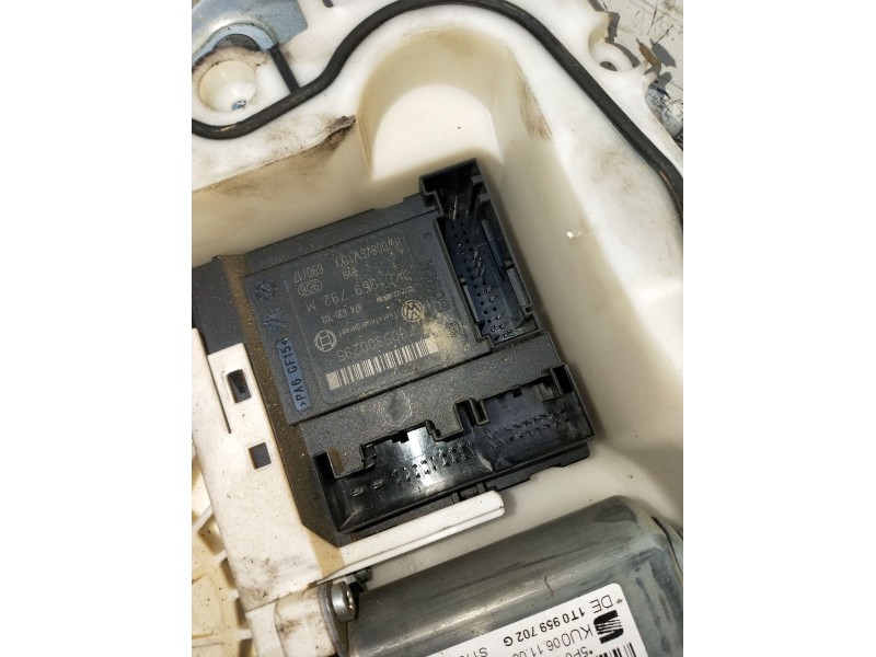 Recambio de elevalunas delantero derecho para seat altea (5p1) 1.2 tsi referencia OEM IAM 1T0959702G 5P 2009