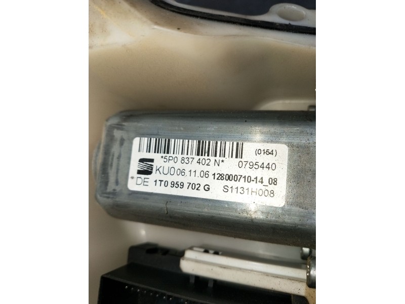 Recambio de elevalunas delantero derecho para seat altea (5p1) 1.2 tsi referencia OEM IAM 1T0959702G 5P 2009
