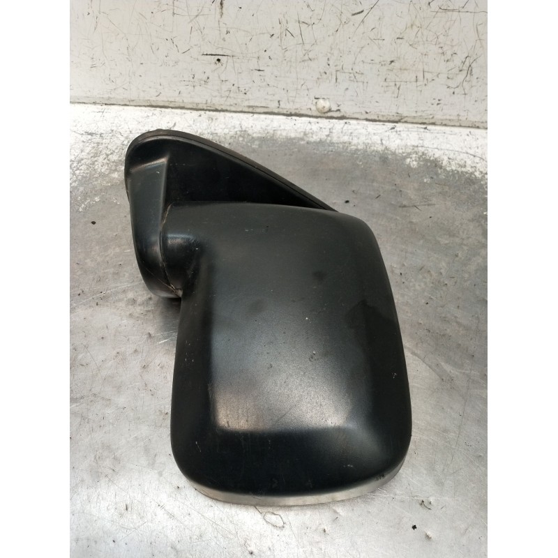 Recambio de retrovisor izquierdo para nissan terrano ii (r20) 2.7 td 4wd referencia OEM IAM  MANUAL 1993