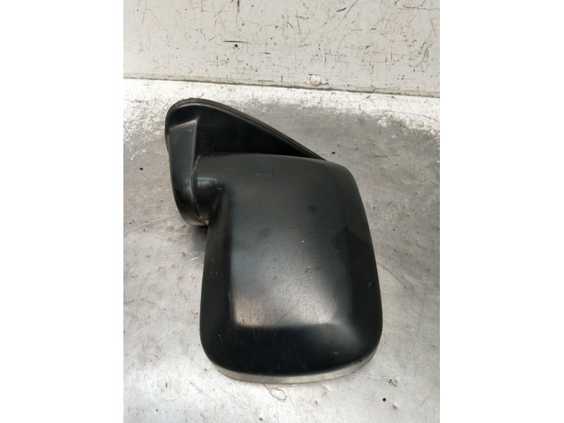 Recambio de retrovisor izquierdo para nissan terrano ii (r20) 2.7 td 4wd referencia OEM IAM  MANUAL 1993