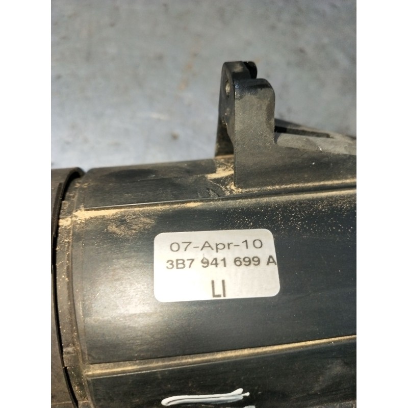 Recambio de faro antiniebla izquierdo para volkswagen passat b5.5 (3b3) 1.9 tdi 4motion referencia OEM IAM 3B7941699A  2001