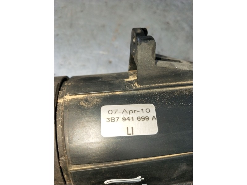 Recambio de faro antiniebla izquierdo para volkswagen passat b5.5 (3b3) 1.9 tdi 4motion referencia OEM IAM 3B7941699A  2001