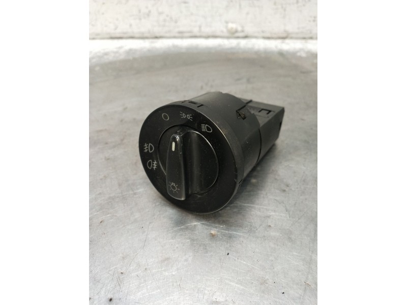 Recambio de mando luces para volkswagen passat b5.5 (3b3) 1.9 tdi 4motion referencia OEM IAM 1C0941531A  2001