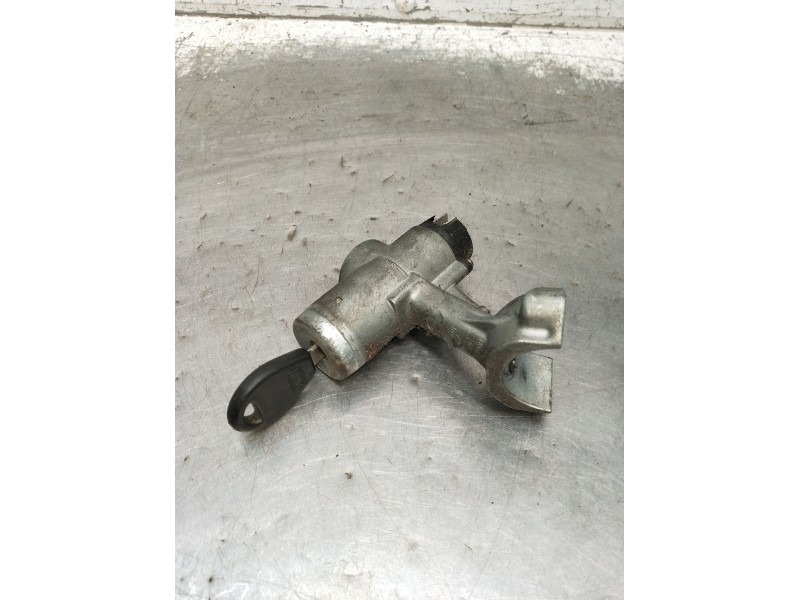 Recambio de conmutador de arranque para nissan terrano ii (r20) 2.7 td 4wd referencia OEM IAM   1993