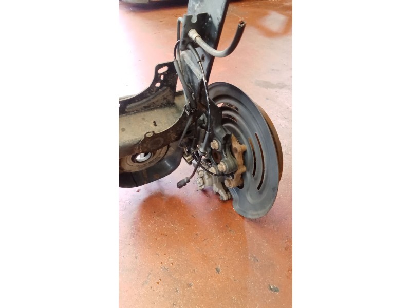 Recambio de puente trasero para renault trafic iii furgoneta (fg_) 1.6 dci 95 (fgmj, fgmr) referencia OEM IAM DISCO/ABS  