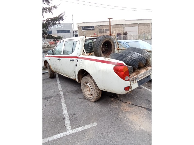 mitsubishi l200 / triton (ka_t, kb_t) del año 2009