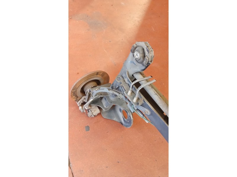 Recambio de puente trasero para renault laguna ii (bg0/1_) 2.2 dci (bg0f) referencia OEM IAM DISCO/ABS  05